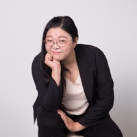 顏小邁 顏苾盈老師