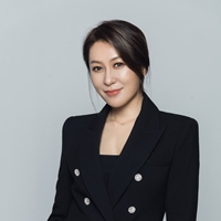 講師 湯雅棼 DORIS