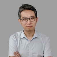 Esor Huang