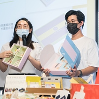 林秉毅、黃麒珈