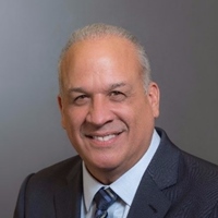 羅伯特‧加西亞    