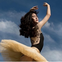 梅正樺 (臺灣藝術大學舞蹈系畢)