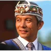 馬彼得 Bukut Tasvaluan校長