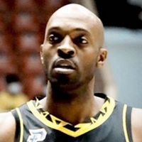 “Q" Quincy Davis III