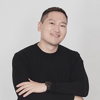金龍泰