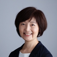 津村真紀子