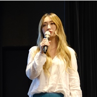 李思漪 Siyi Lee