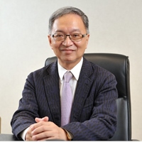 薛瑞元 衛生福利部部長