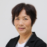  張淑宜 (Shu-Yi Chang)