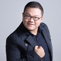 何佳勳（小圭老師）