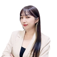 劉芳君 Carina Liu