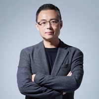 HTC全球業務暨行銷資深副總裁 黃昭穎 Charles Huang