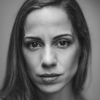 莉迪亞.巴斯汀達 (Lydia Bustinduy)