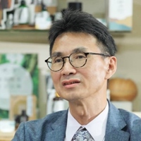 勇哥Chris、Rachel