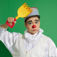 紅鼻子醫生賓士(方玠瑜)