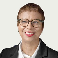 英加.朗達.金(Inga Rhonda King)