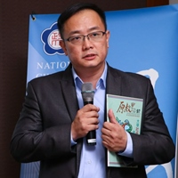 官大偉 教授兼系主任