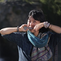 簧呼旅人