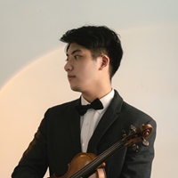 施昀廷 Louis Shih