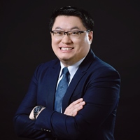 劉育誠 (小劉老師)