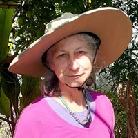 Tammy Turner (唐敏）