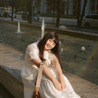 芹芹 / 轉角文創(corner.0902)