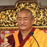 尊貴的 嘉察法王秋能仁波切