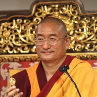 尊貴的 嘉察法王秋能仁波切