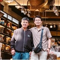 董建志、董耀鴻