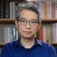 Esor Huang