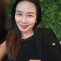 電商創業闆娘Monica