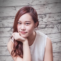 吳傳心(小V老師)