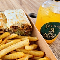 J老爹行走的伙房