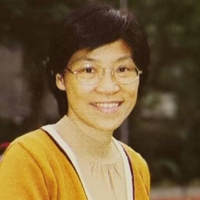 何蓉蓉(生物老師)