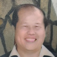 黃明隆(化學老師)