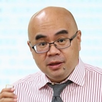 洪逸文 Yi Wen Hung