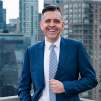 丁墾（Ken Dingledine）