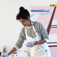 藤吉維．尼基．恩科西 Thenjiwe Niki Nkosi