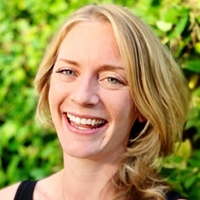 Claire Poole 克萊兒 • 寶莉