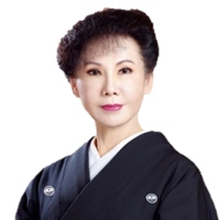 春扇舞雀