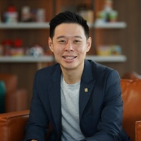 鍾程龍 (John Cheng)