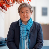  Khun Sirisak Koshpasharin