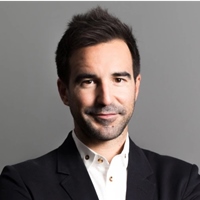 湯瑪斯．查莫洛