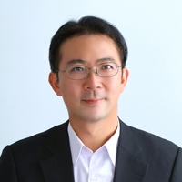 陳肇鴻 - 台大副教授