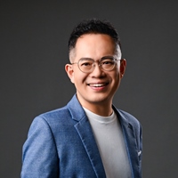 廖文華