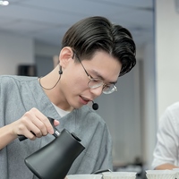 陳起軒 Allen Chen