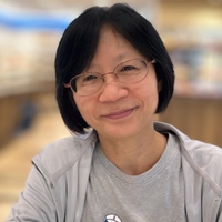 王麗姿 高雄市文府國小 退休老師