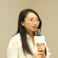 Nadine（李珮瑜）