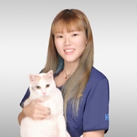 柳羽珊 獸醫助理