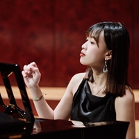 鋼琴合作 尤子寧